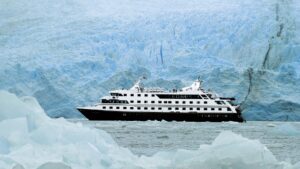 Australis Boat Chile exterior